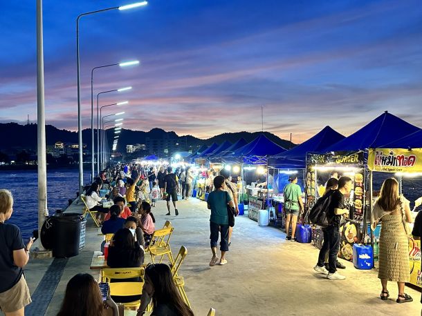 Saphan Pla Night Market