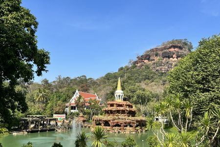Wat Phu Tok